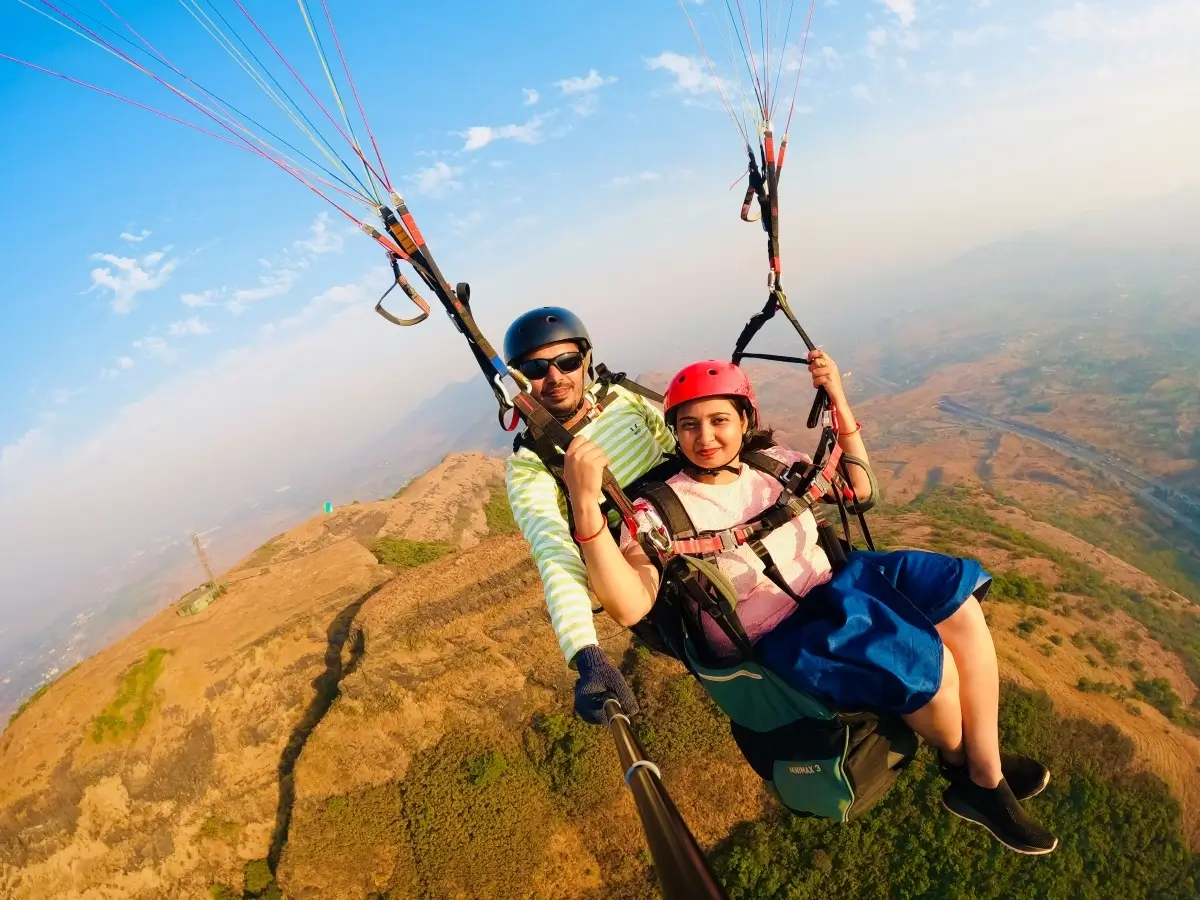 Paragliding takeoff preparation